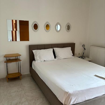 Dimitra House Entire Apartment With Balcony And View Pherrai ภายนอก รูปภาพ