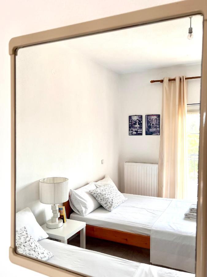 Dimitra House Entire Apartment With Balcony And View Pherrai ภายนอก รูปภาพ