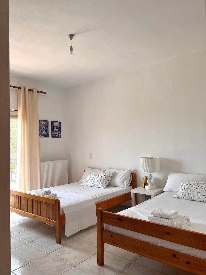 Dimitra House Entire Apartment With Balcony And View Pherrai ภายนอก รูปภาพ