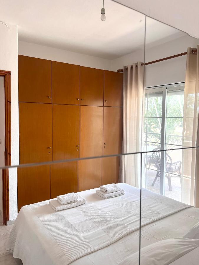 Dimitra House Entire Apartment With Balcony And View Pherrai ภายนอก รูปภาพ