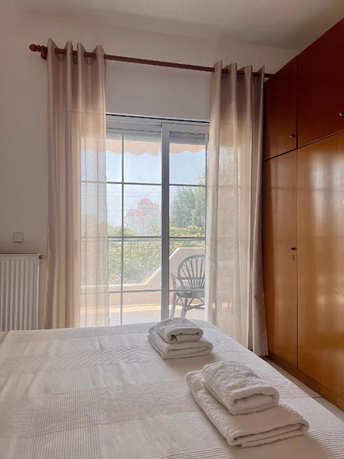 Dimitra House Entire Apartment With Balcony And View Pherrai ภายนอก รูปภาพ