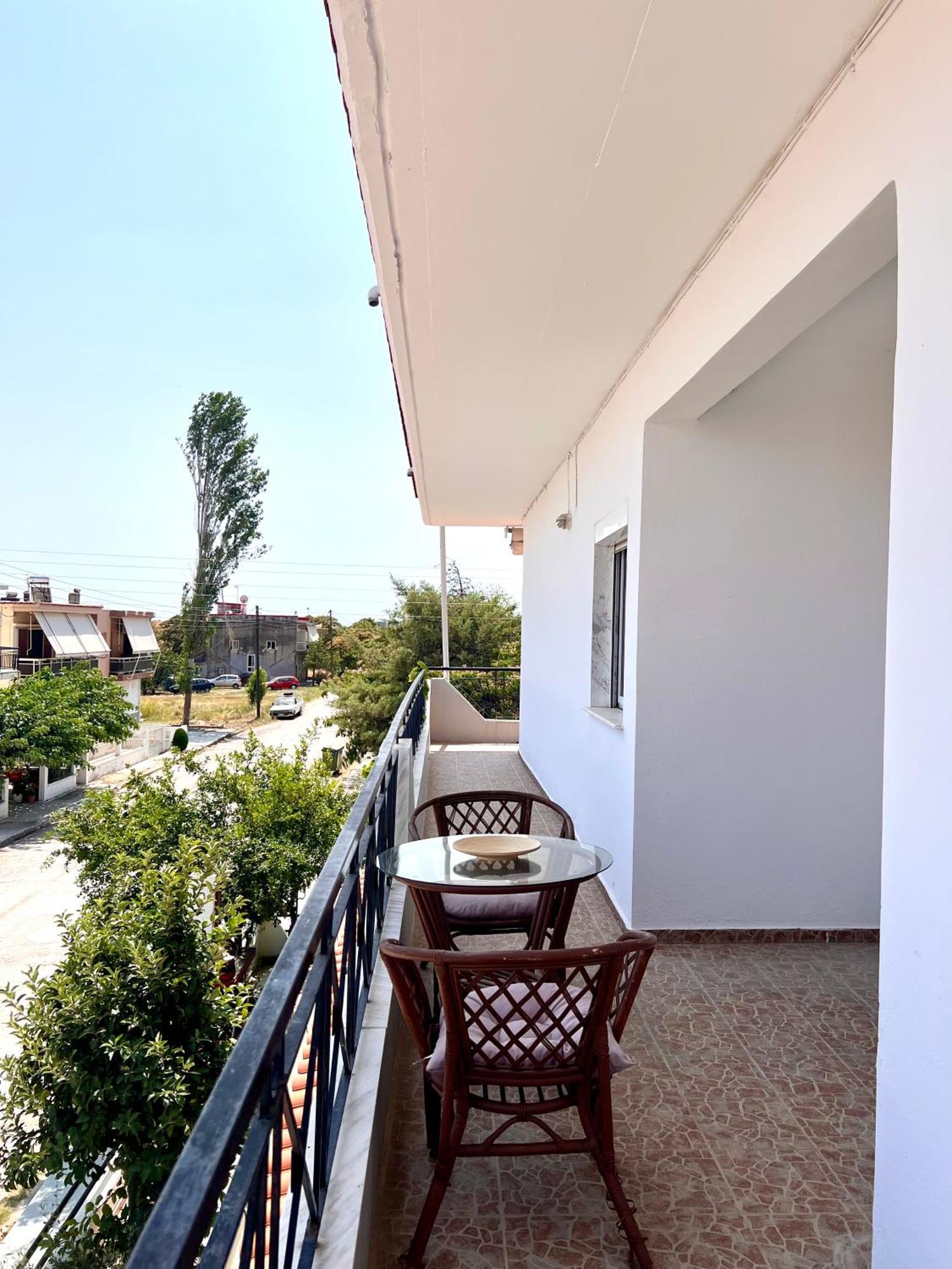 Dimitra House Entire Apartment With Balcony And View Pherrai ภายนอก รูปภาพ