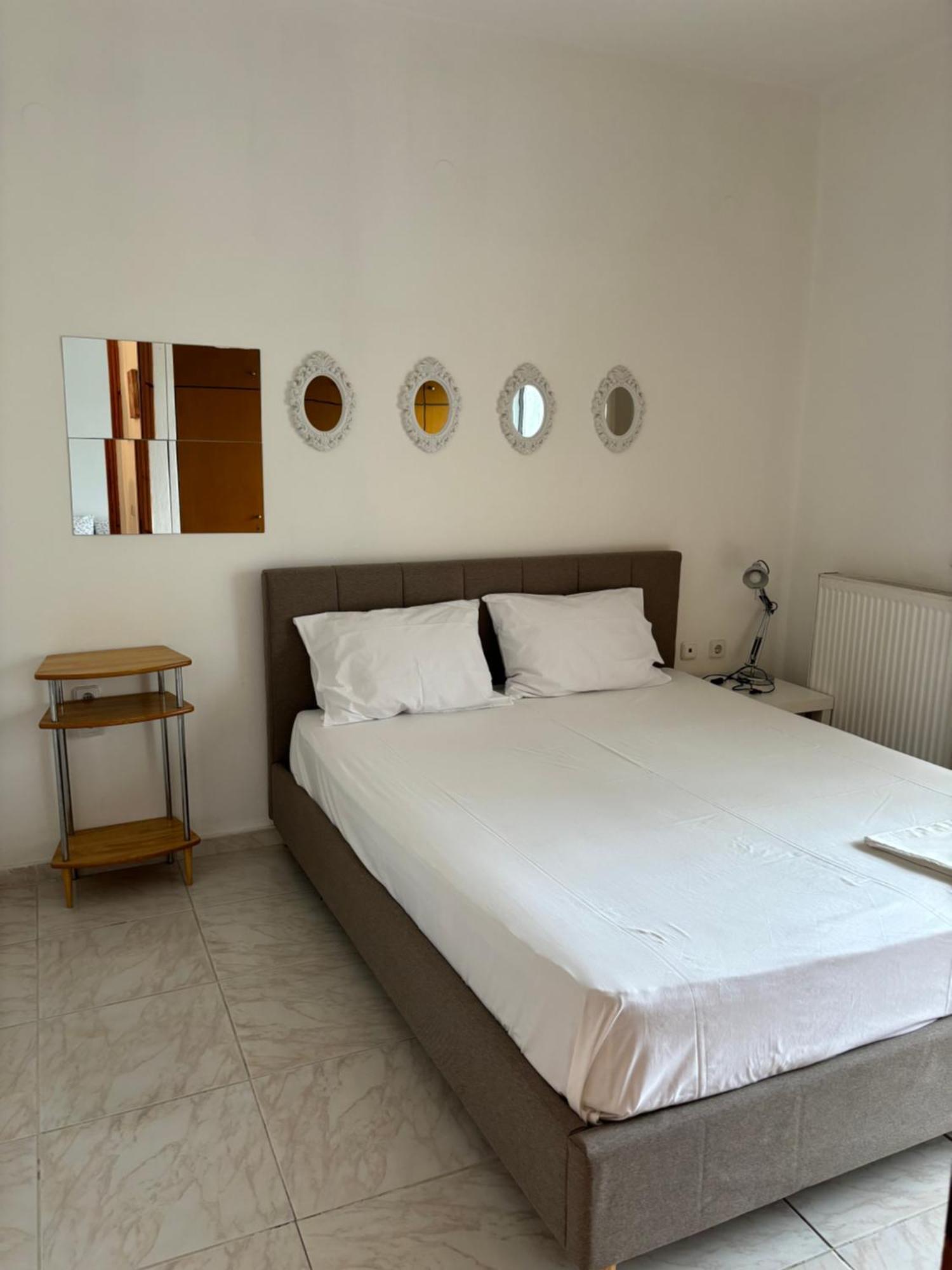 Dimitra House Entire Apartment With Balcony And View Pherrai ภายนอก รูปภาพ